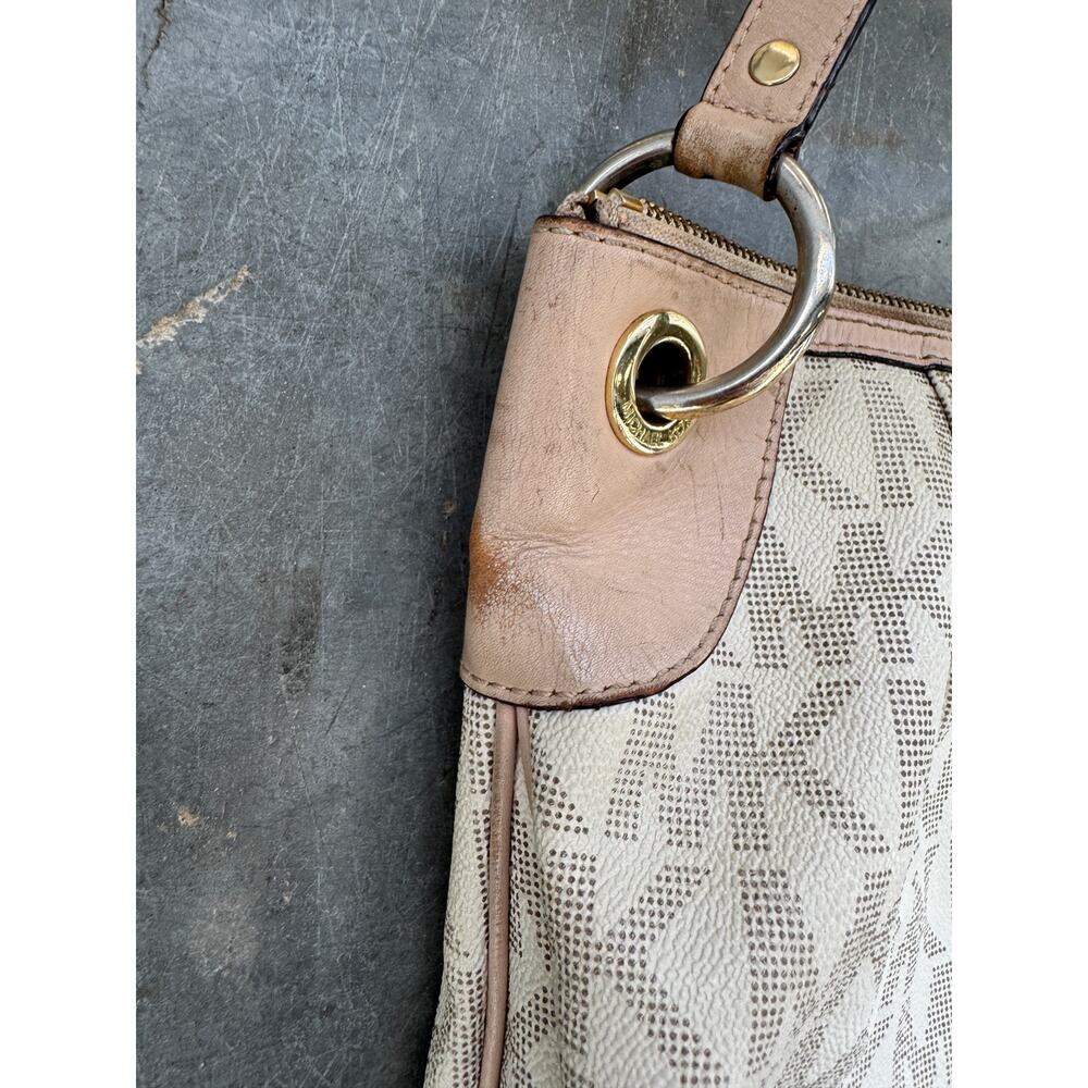 Michael Kors Monogram Hobo Tan White - Picture 2 of 11